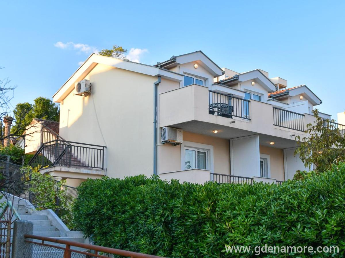 APARTMANI STANIŠIĆ, privatni smeštaj u mestu Herceg Novi, Crna Gora - IMG_4601